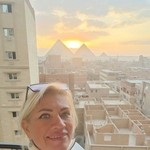 Natali, 52